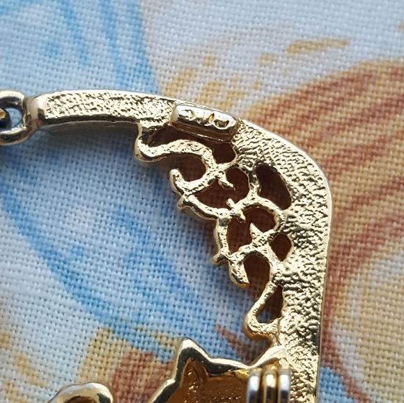 🌙Large Signed JJ Vintage Cat Brooch Pin Moving Parts - Picture 6 of 10